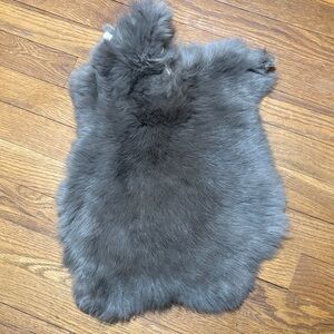 #0670 rabbit pelt